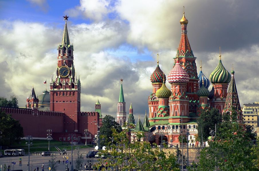 Туристы из Китая лидируют по количеству поездок в Россию среди иностранцев