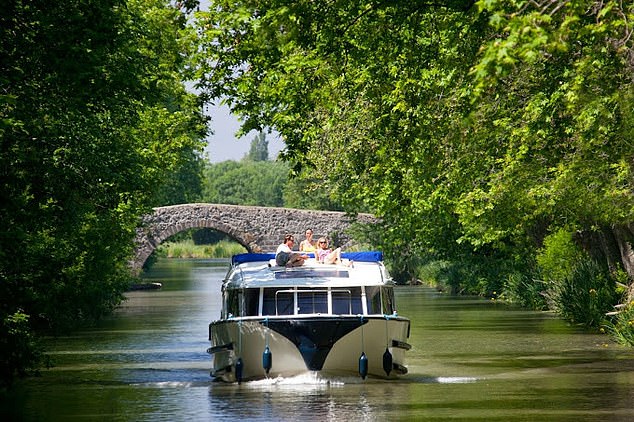 Le Boat предлагает путешествие с собственной кухней в Эльзасе-Лотарингии