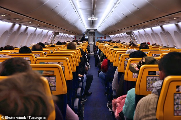 Роб Берджесс с сайта для часто летающих пассажиров headforpoints.com сказал, что Ryanair «обеспечивает то, чего хотят путешественники».