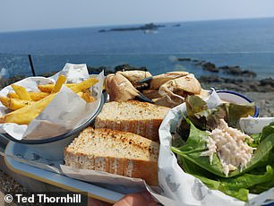 Морепродуктовый пир в ресторане Ted's Crab Shack