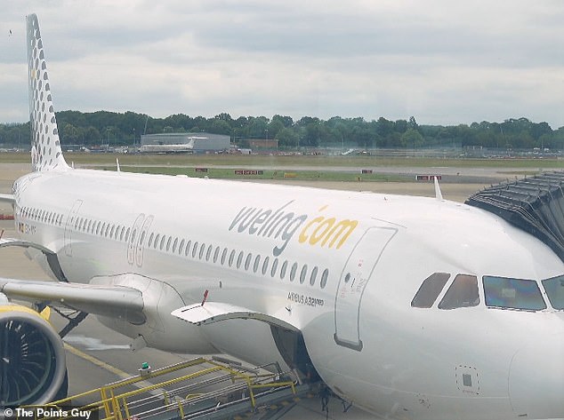 По словам Ники, экипаж Vueling был «очень дружелюбным», и рейс прибыл вовремя.