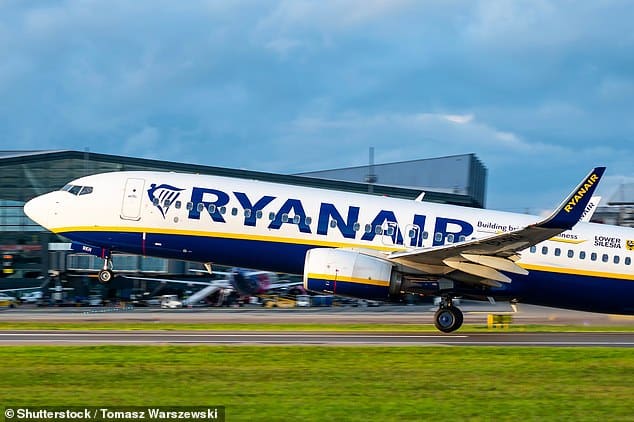 Ryanair заняла девятое место в рейтинге лучших бюджетных авиакомпаний мира 2024 года, Jet2.com — 12-е место, а easyJet — 10-е место.