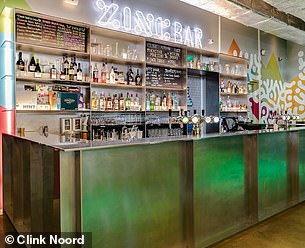 ZincBar, где «диджеи создают атмосферу»