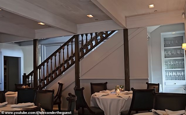 Стоила ли The French Laundry своих денег? «Это сложнее, чем просто «да» или «нет», — сказал Александр. «Это как увидеть Мону Лизу — дело не в стоимости, а в том, чтобы стать свидетелем преданности делу и мастерства преданной своему делу команды».