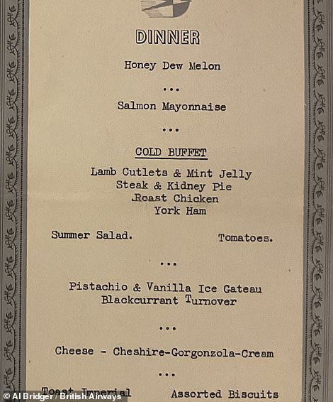 «Великолепное меню, напечатанное вручную, 1930-х годов»