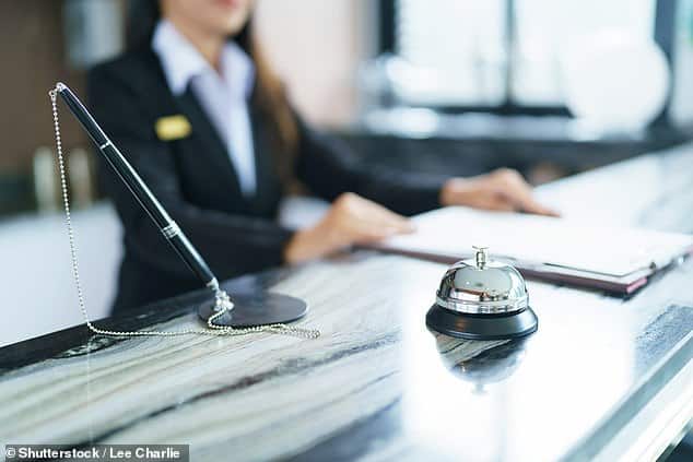 Hotels.com выпустил свой ежегодный отчет Hotel Room Innsights Report, в котором раскрываются «удивительные услуги и истории более чем 400 отелей-партнеров по всему миру… секреты их самых запоминающихся пребываний».
