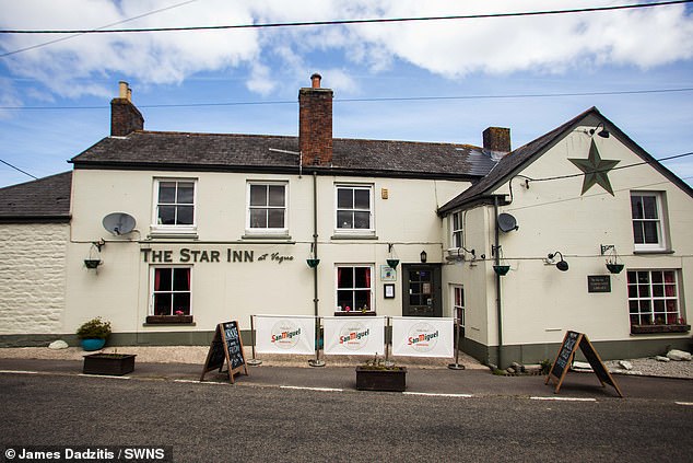Star Inn в Корнуолле — это отмеченный наградами паб, предлагающий широкий выбор блюд.