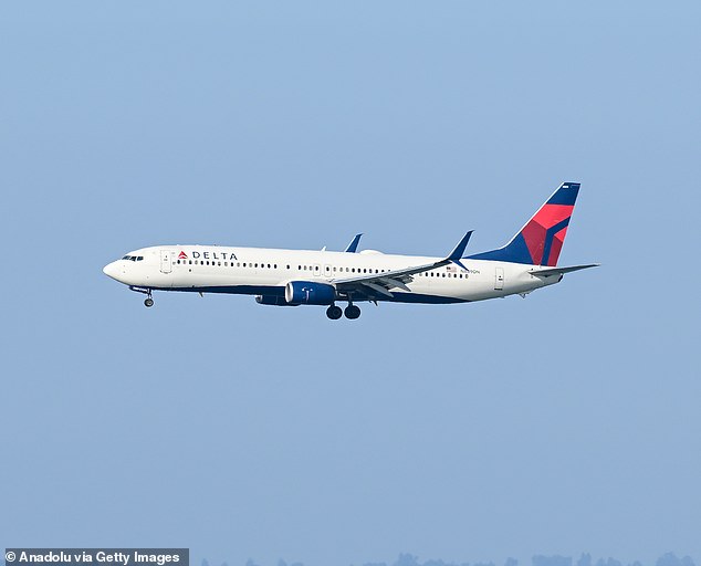 Пассажиры раскритиковали новый дизайн салона Delta как «неудобный»