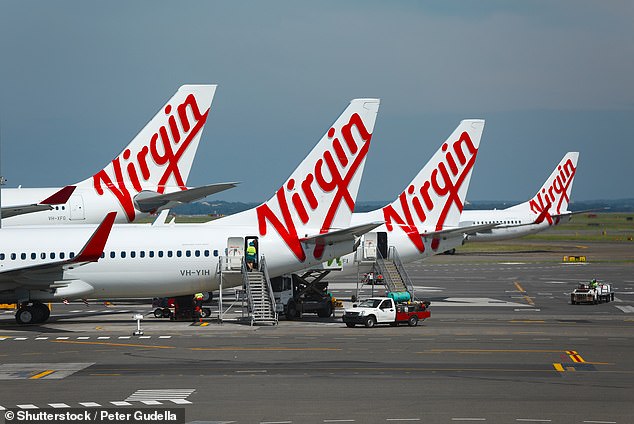 Бортпроводники Virgin Australia помогли с дегустацией нового меню (на фото самолеты Virgin)