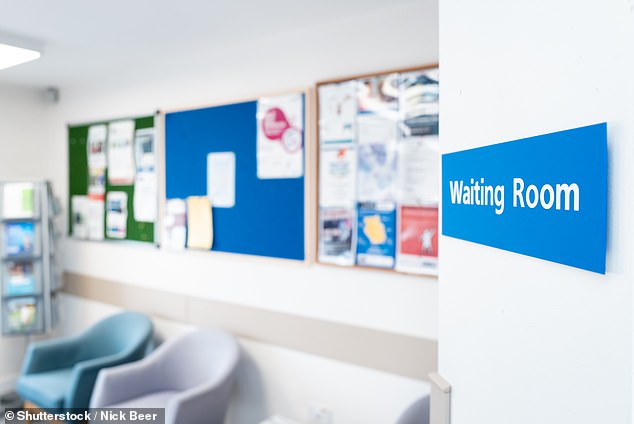 Национальная служба здравоохранения Великобритании (NHS) вносит один из наиболее значительных вкладов в то, что Калин чувствует себя в Великобритании свободнее, чем в США.
