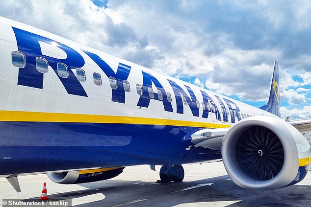 Ryanair повторила свой призыв к введению ограничения в два алкогольных напитка на пассажира в барах аэропортов.
